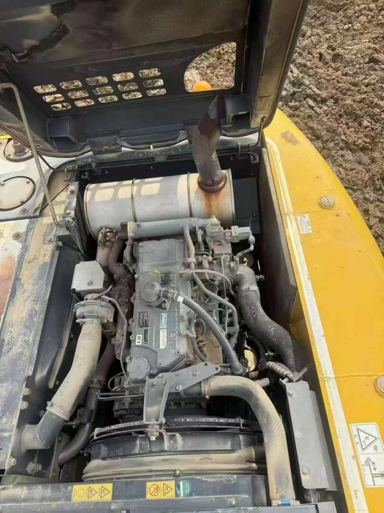Buy Sumitomo SH200A5 Used Excavator / 1