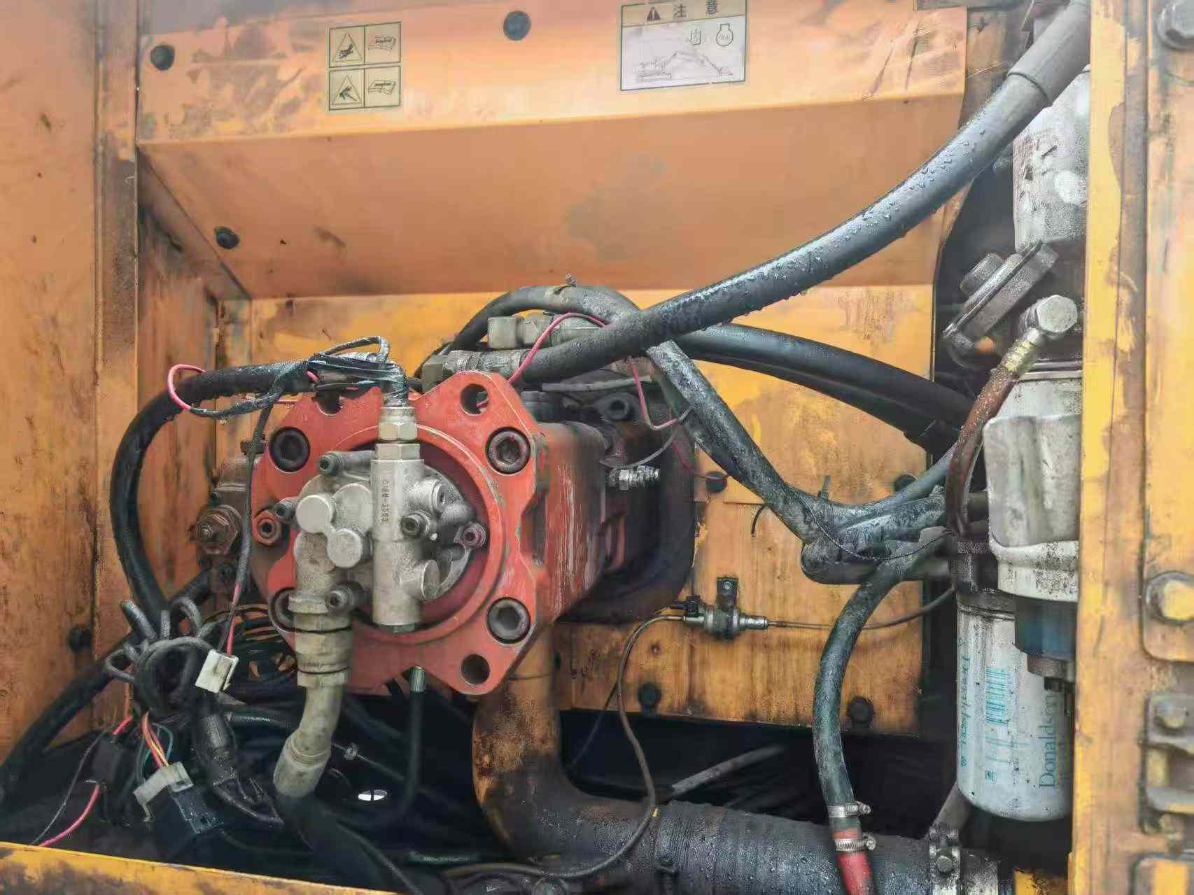 Buy Hyundai R225-7 Used Excavator / 7 Buy Hyundai R225-7 Used Excavator / 7