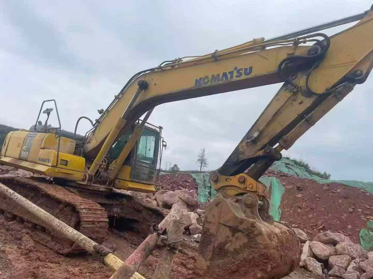 Buy Komatsu PC270-7 Used Excavator / 4 Buy Komatsu PC270-7 Used Excavator / 4
