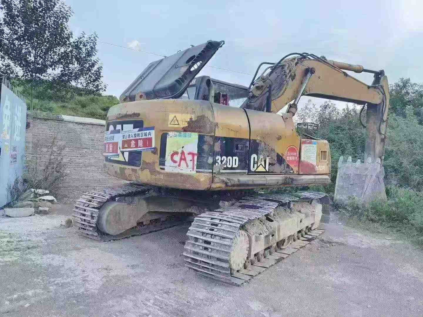 Buy Caterpillar 320D Used Excavator / 4 Buy Caterpillar 320D Used Excavator / 4