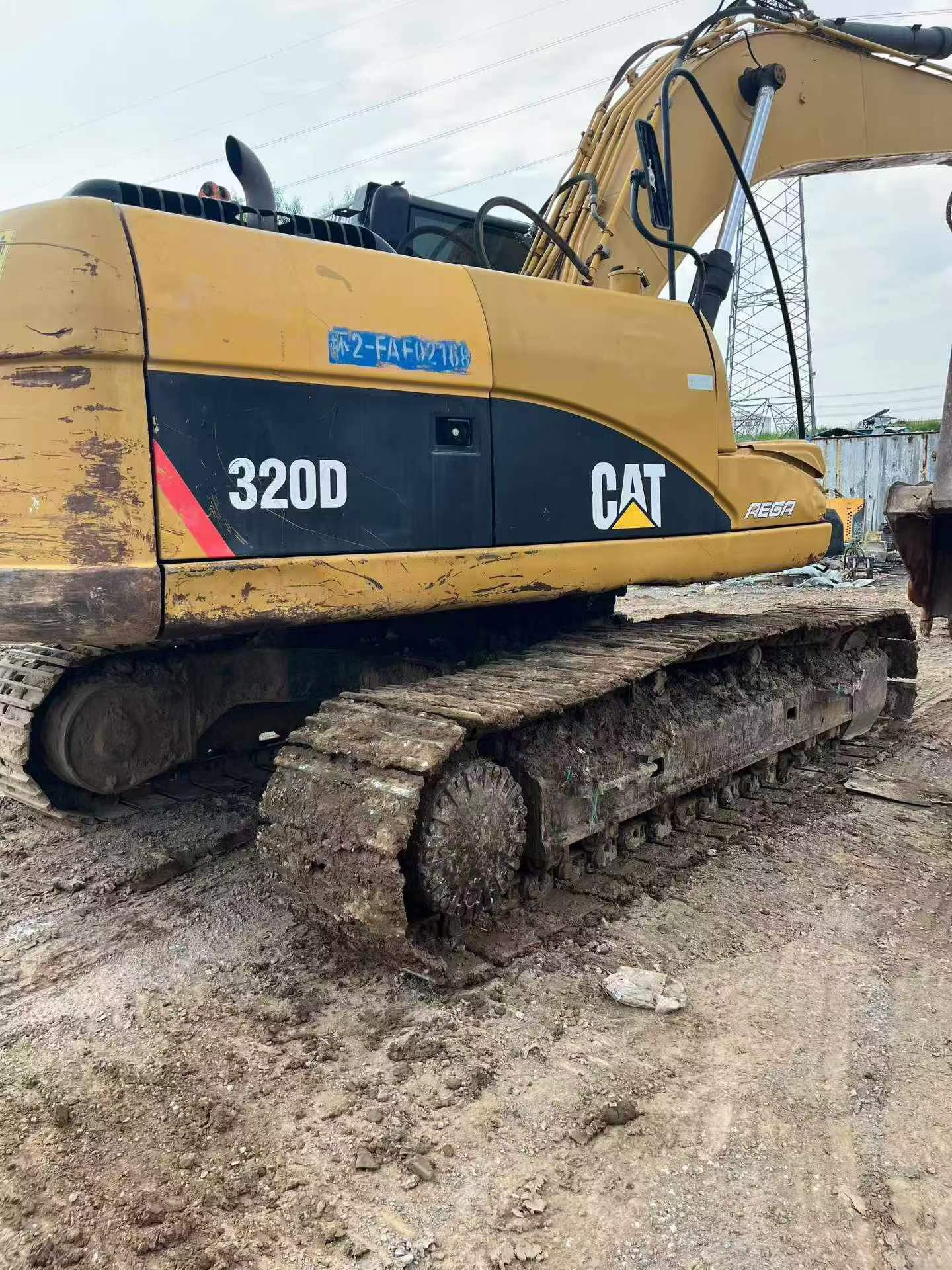 Buy Caterpillar 320A Used Excavator / 2