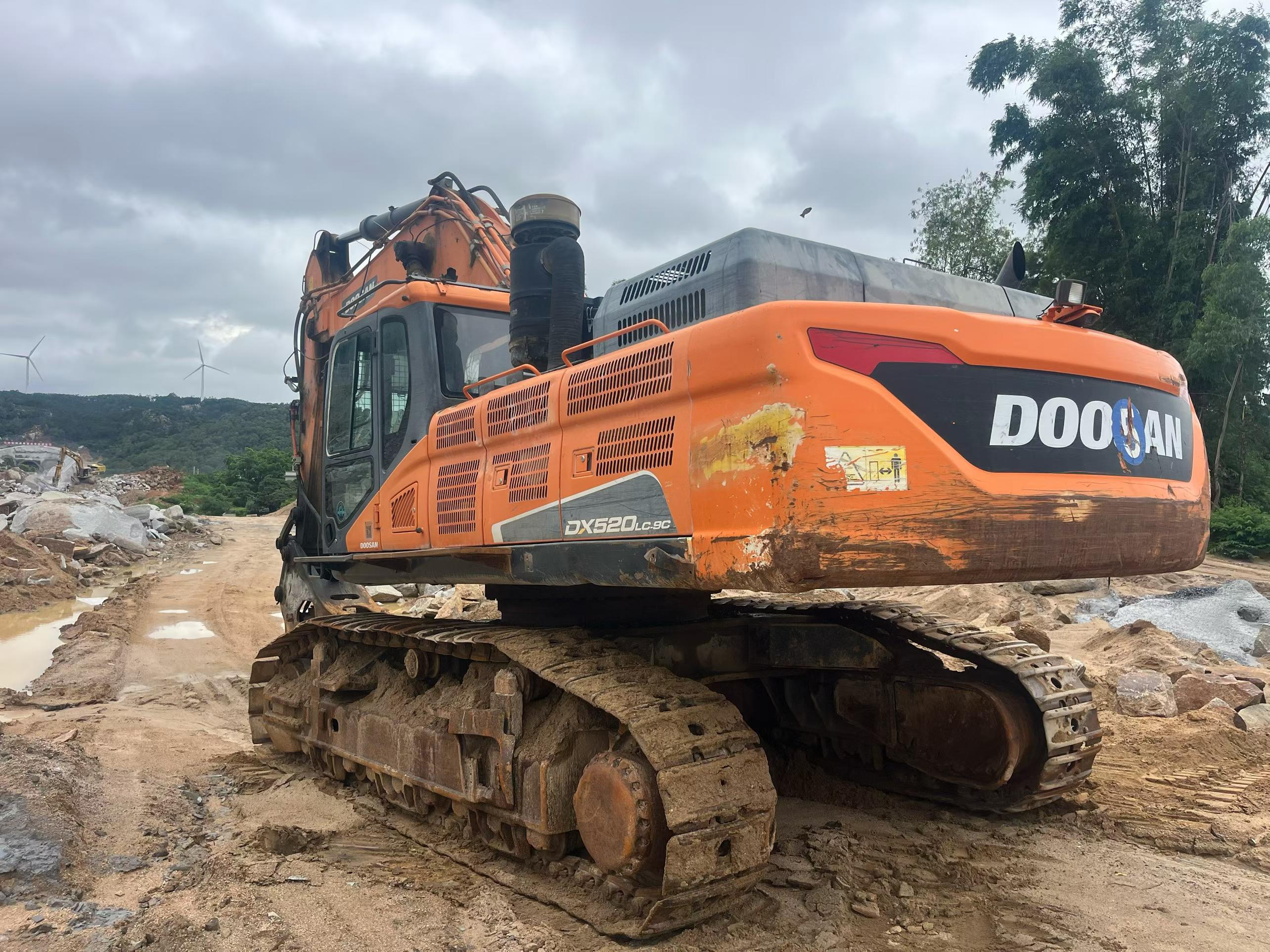 Buy Doosan DX520LC Used Excavator / 5 Buy Doosan DX520LC Used Excavator / 5
