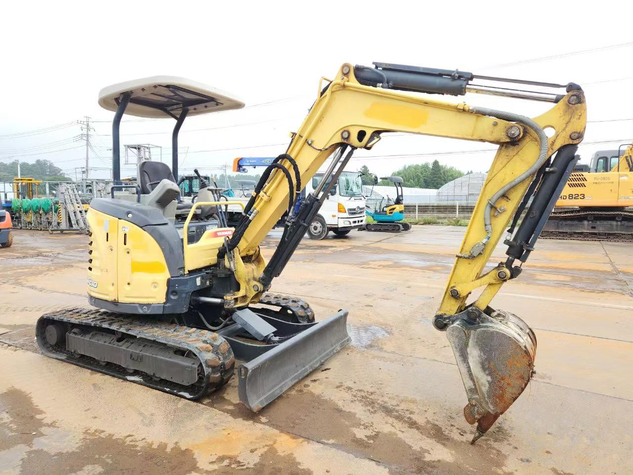 Buy Yanmar Vio30-1 Used Excavator
