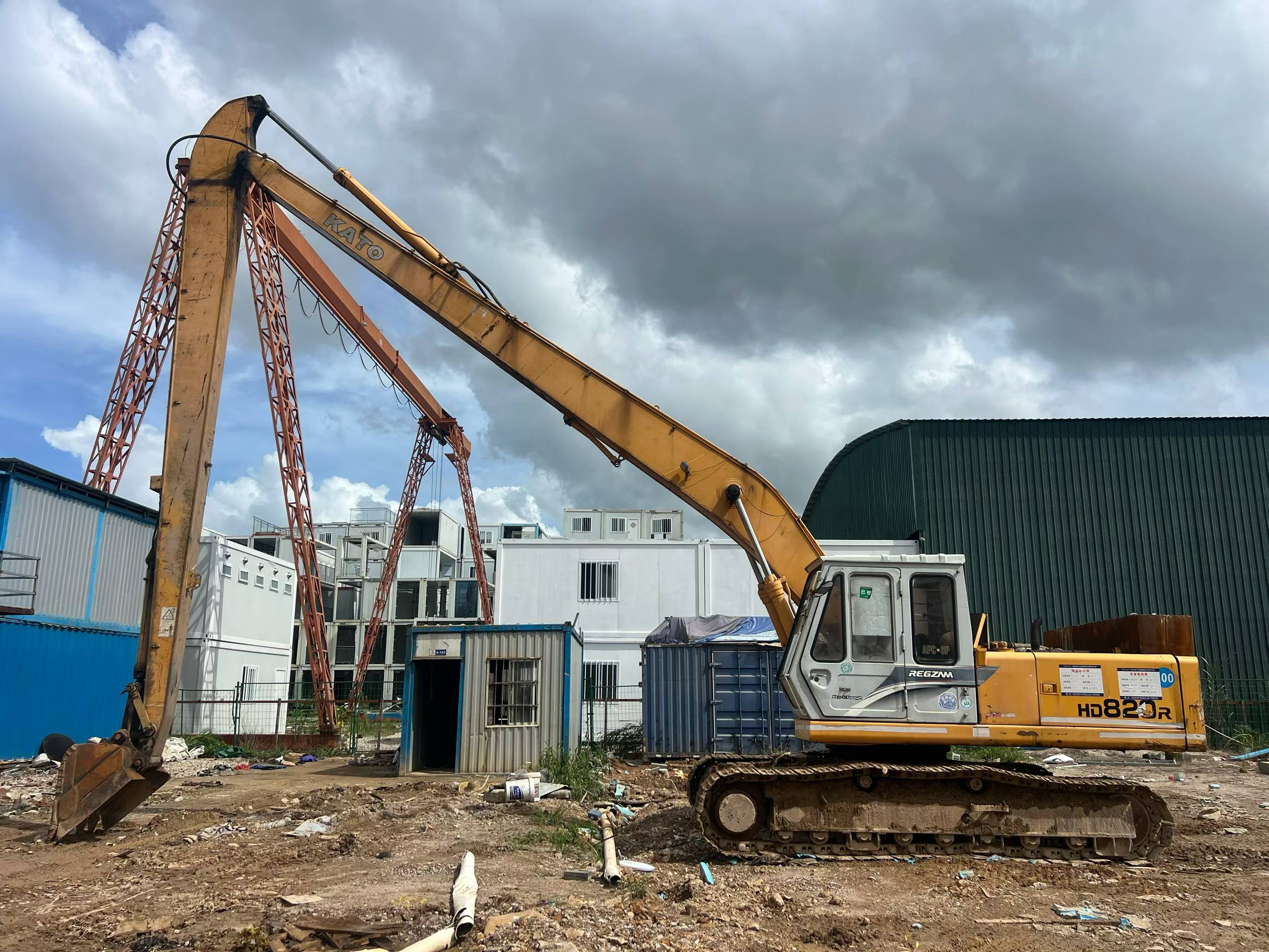 Buy Kato HD700 Used Excavator / 2