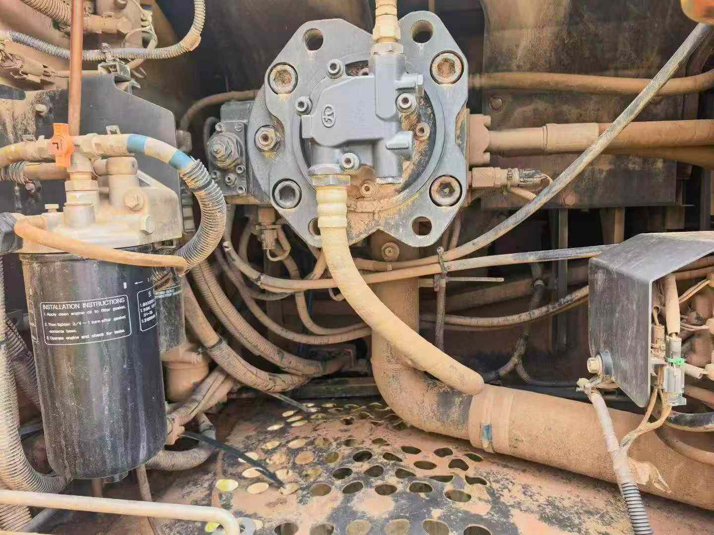 Buy Sumitomo SH210-5 Used Excavator / 4