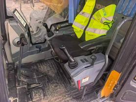 Buy XCMG XE400DK Used Excavator / 3 Buy XCMG XE400DK Used Excavator / 3