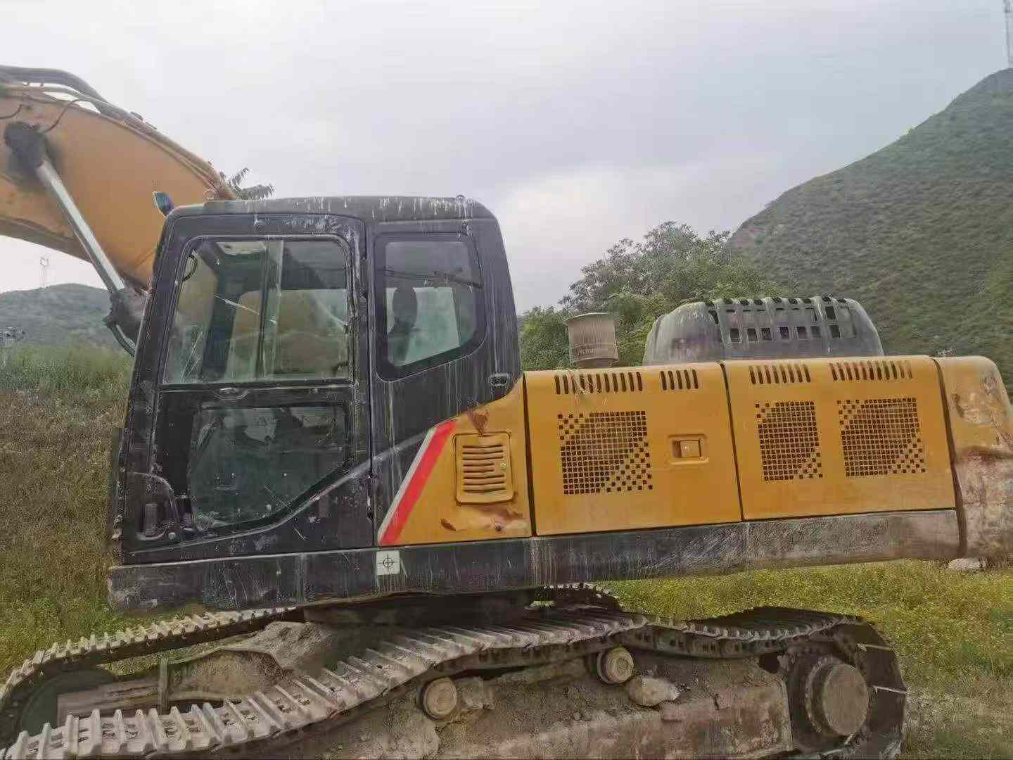 Buy Sany SY285C Used Excavator / 4 Buy Sany SY285C Used Excavator / 4
