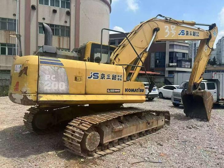 Buy Komatsu PC200 Used Excavator / 1