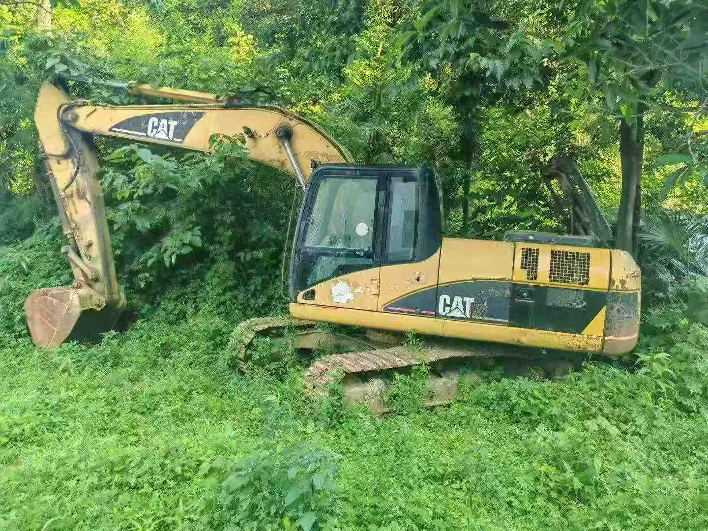 Buy Caterpillar 320A Used Excavator / 3 Buy Caterpillar 320A Used Excavator / 3