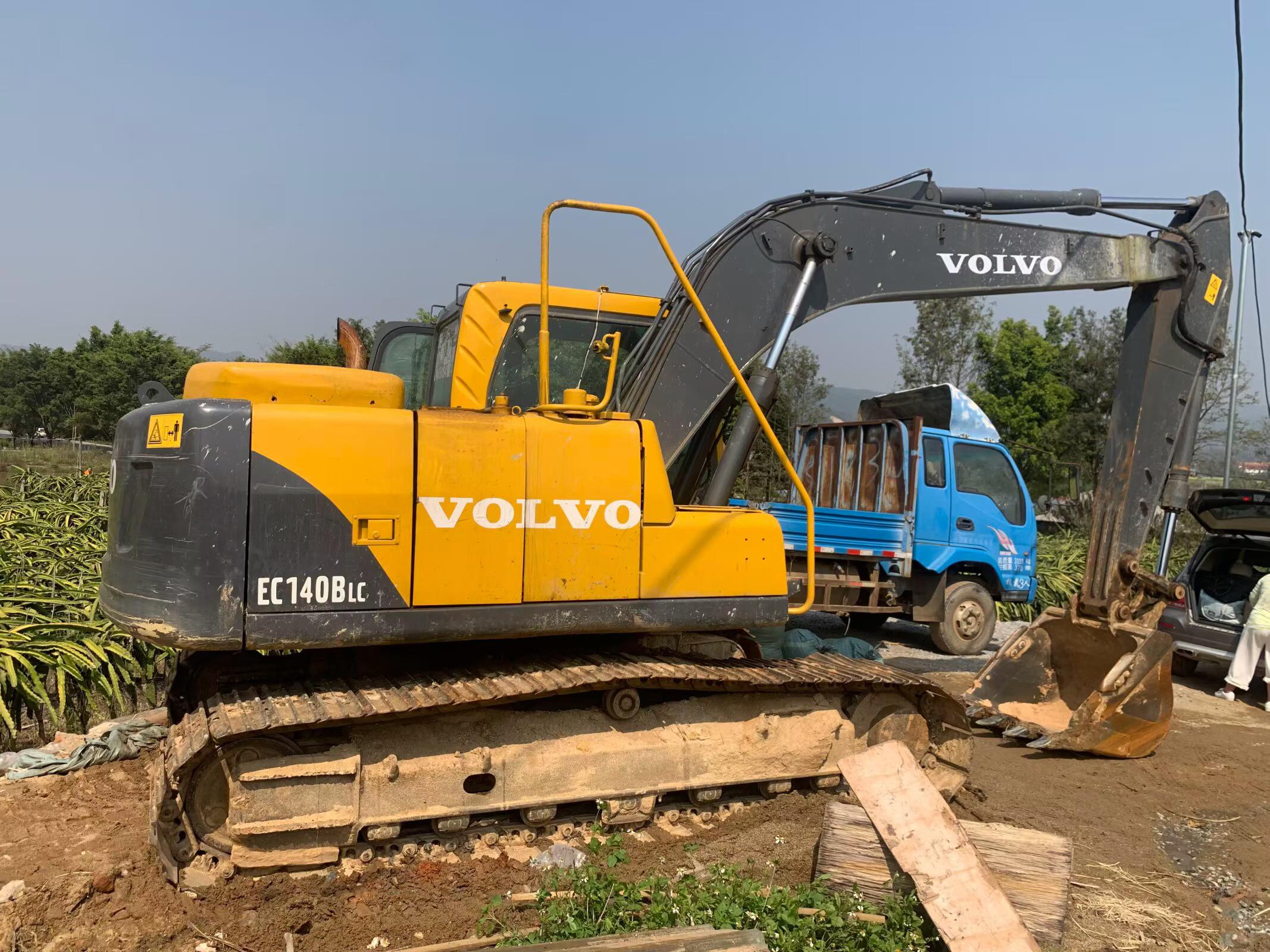 Buy Volvo EC140 Used Excavator / 1