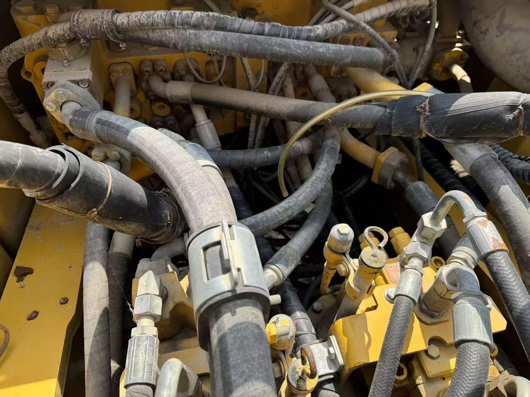 Buy Caterpillar 349E Used Excavator / 3 Buy Caterpillar 349E Used Excavator / 3