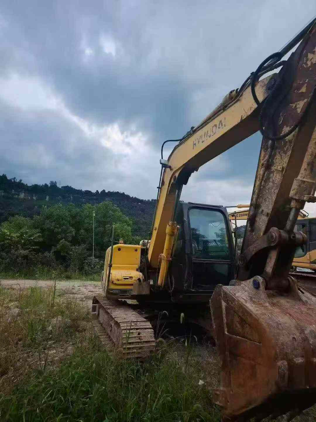 Buy Hyundai R80G Used Excavator / 4 Buy Hyundai R80G Used Excavator / 4