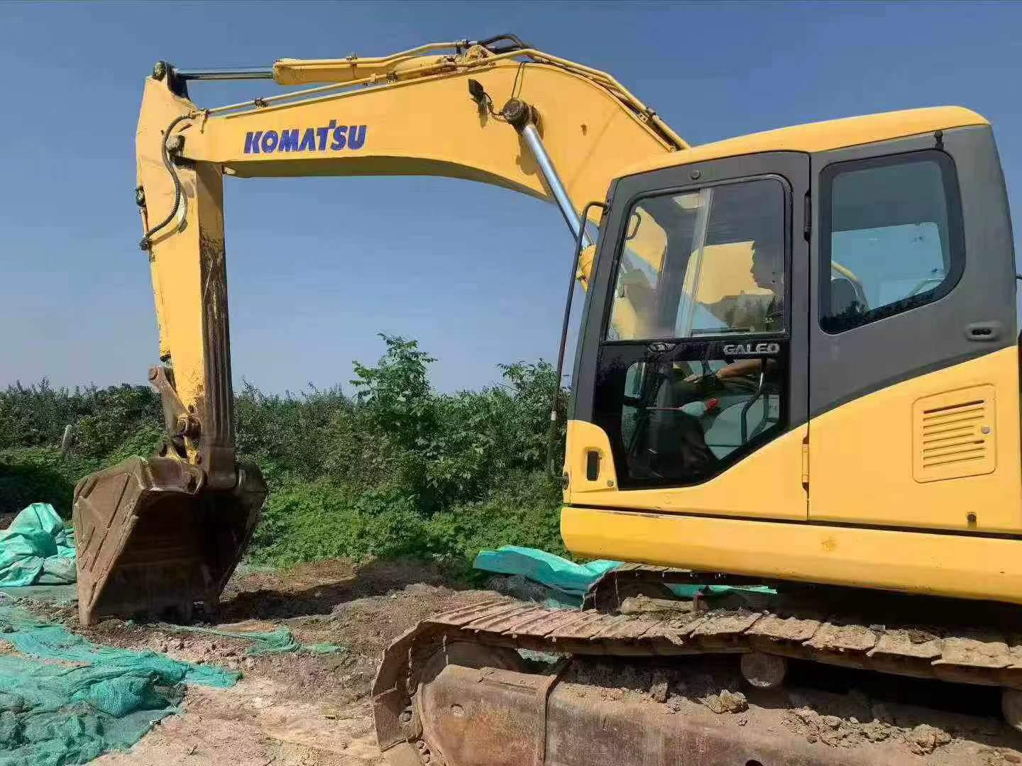 Buy Komatsu PC300-7 Used Excavator / 3 Buy Komatsu PC300-7 Used Excavator / 3