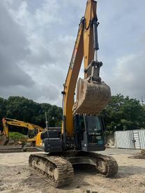 Buy XCMG XE200 Used Excavator / 3 Buy XCMG XE200 Used Excavator / 3