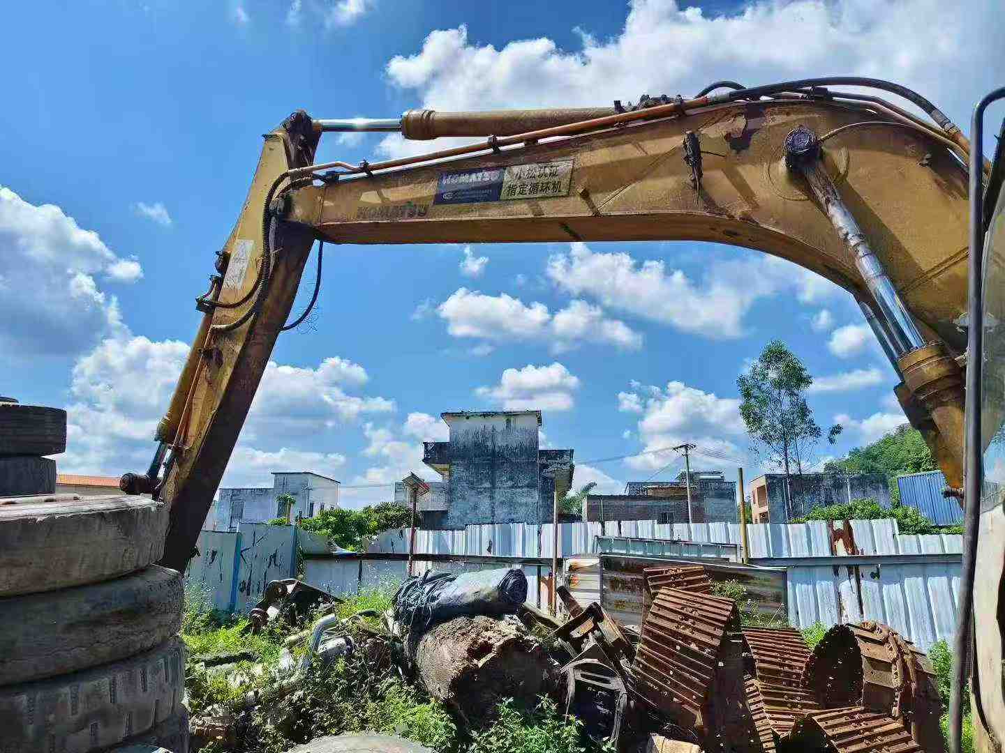 Buy Komatsu PC120-6 Used Excavator / 2 Buy Komatsu PC120-6 Used Excavator / 2