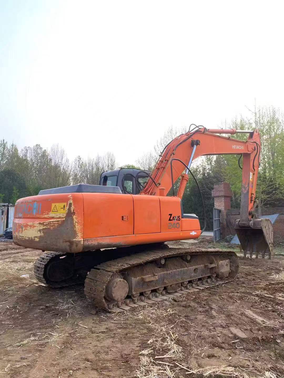 Buy Hitachi ZX240 Used Excavator / 9 Buy Hitachi ZX240 Used Excavator / 9