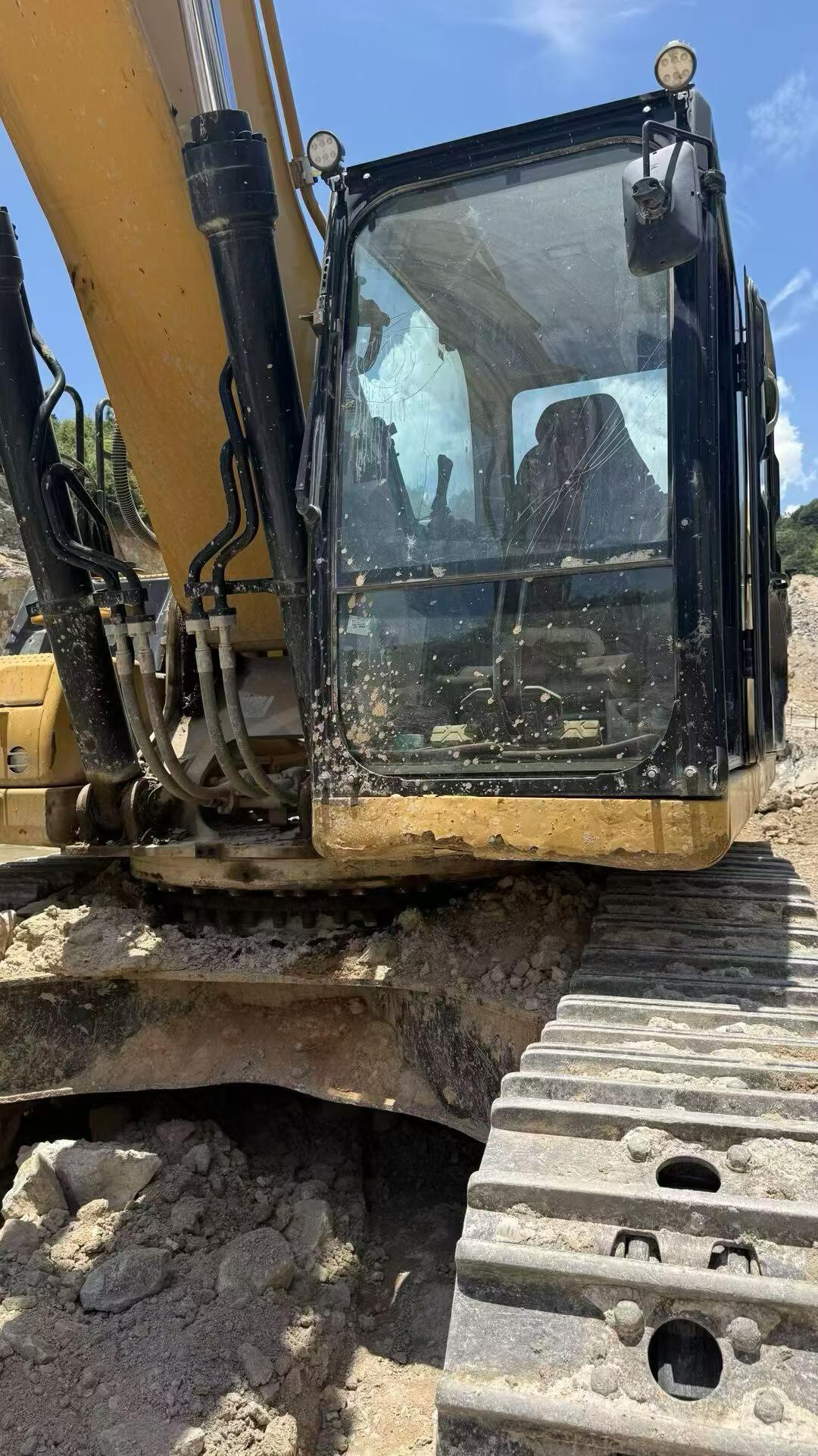 Buy Caterpillar 336E Used Excavator / 2 Buy Caterpillar 336E Used Excavator / 2