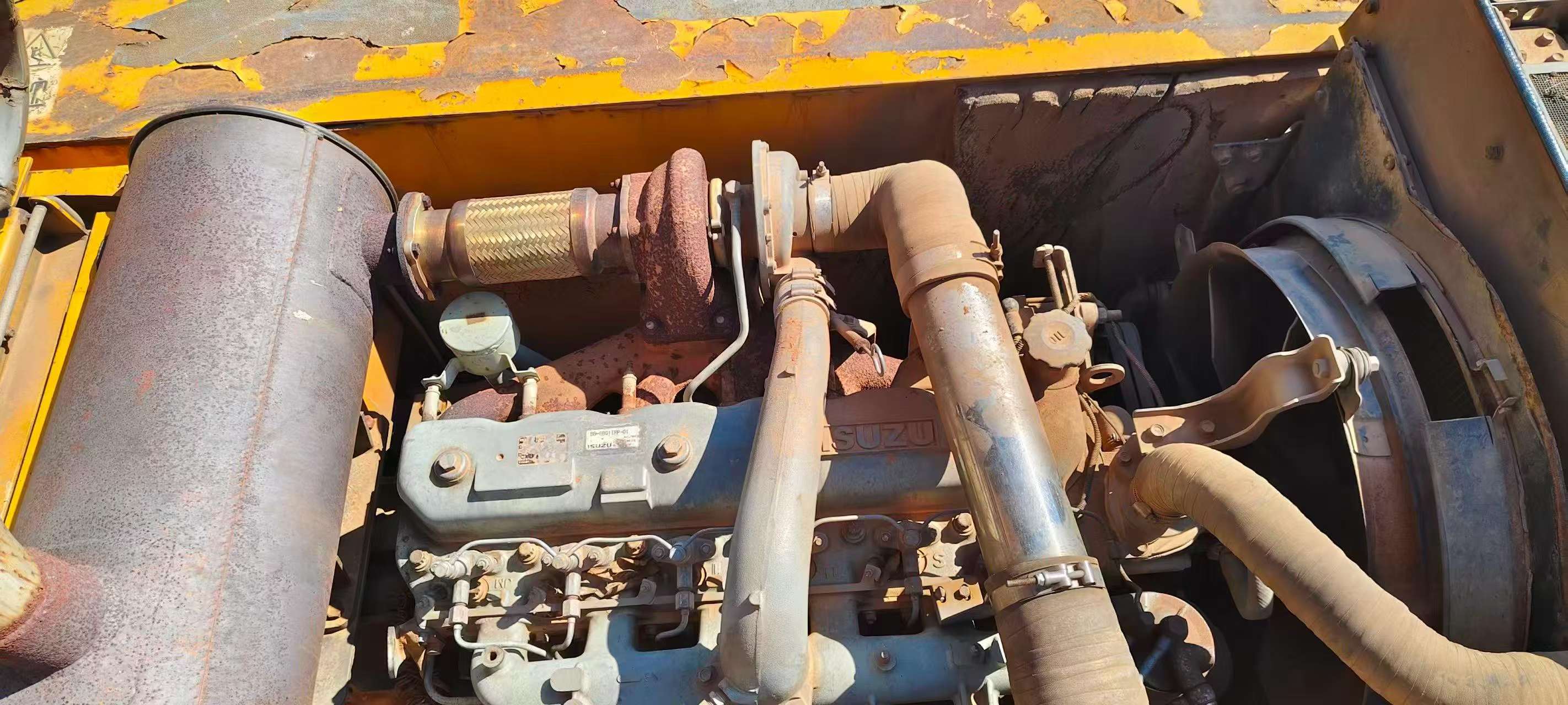 شراء حفارة XCMG XE215C مستعملة / 5