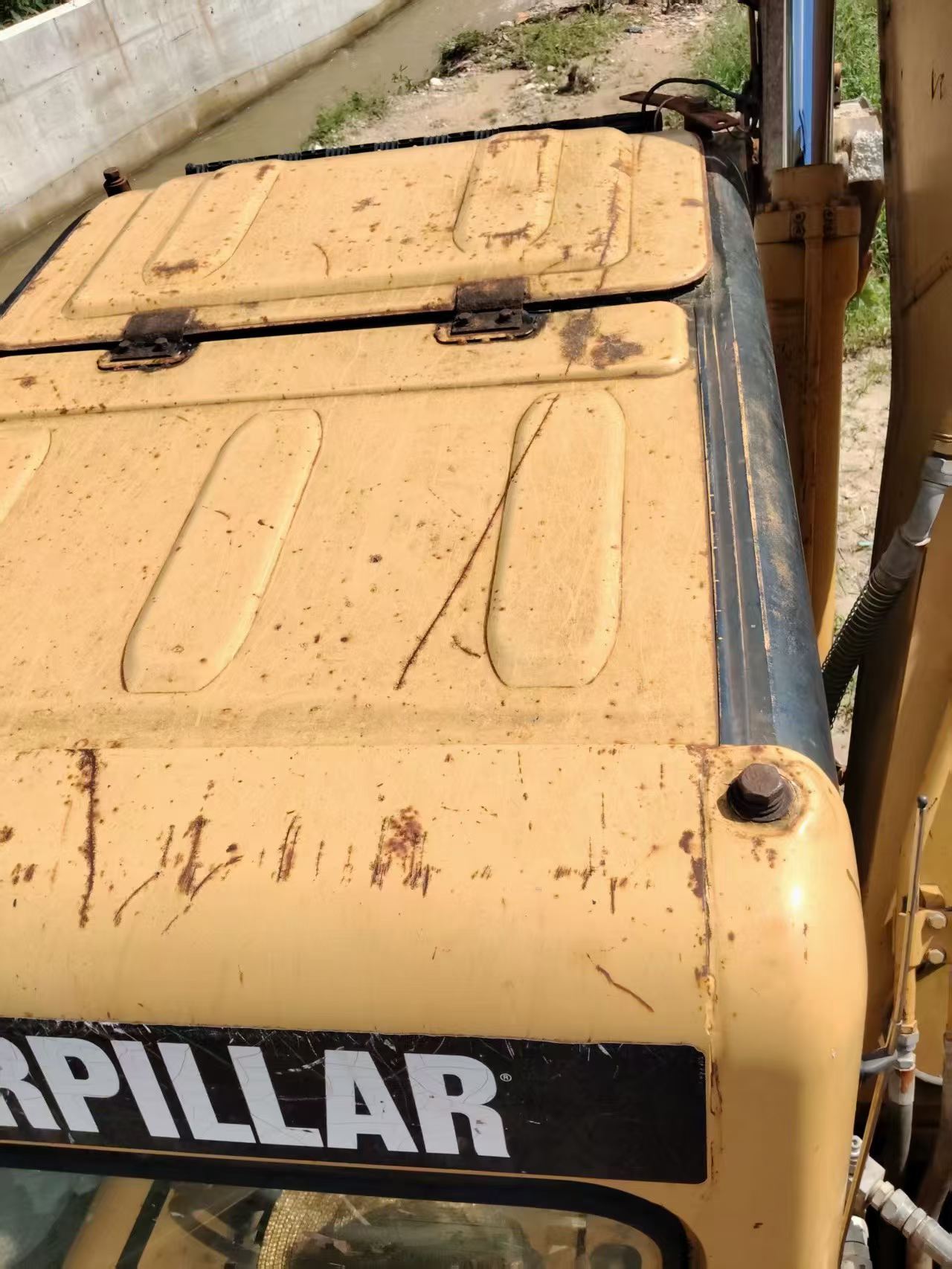 Buy Caterpillar 320C Used Excavator / 5 Buy Caterpillar 320C Used Excavator / 5
