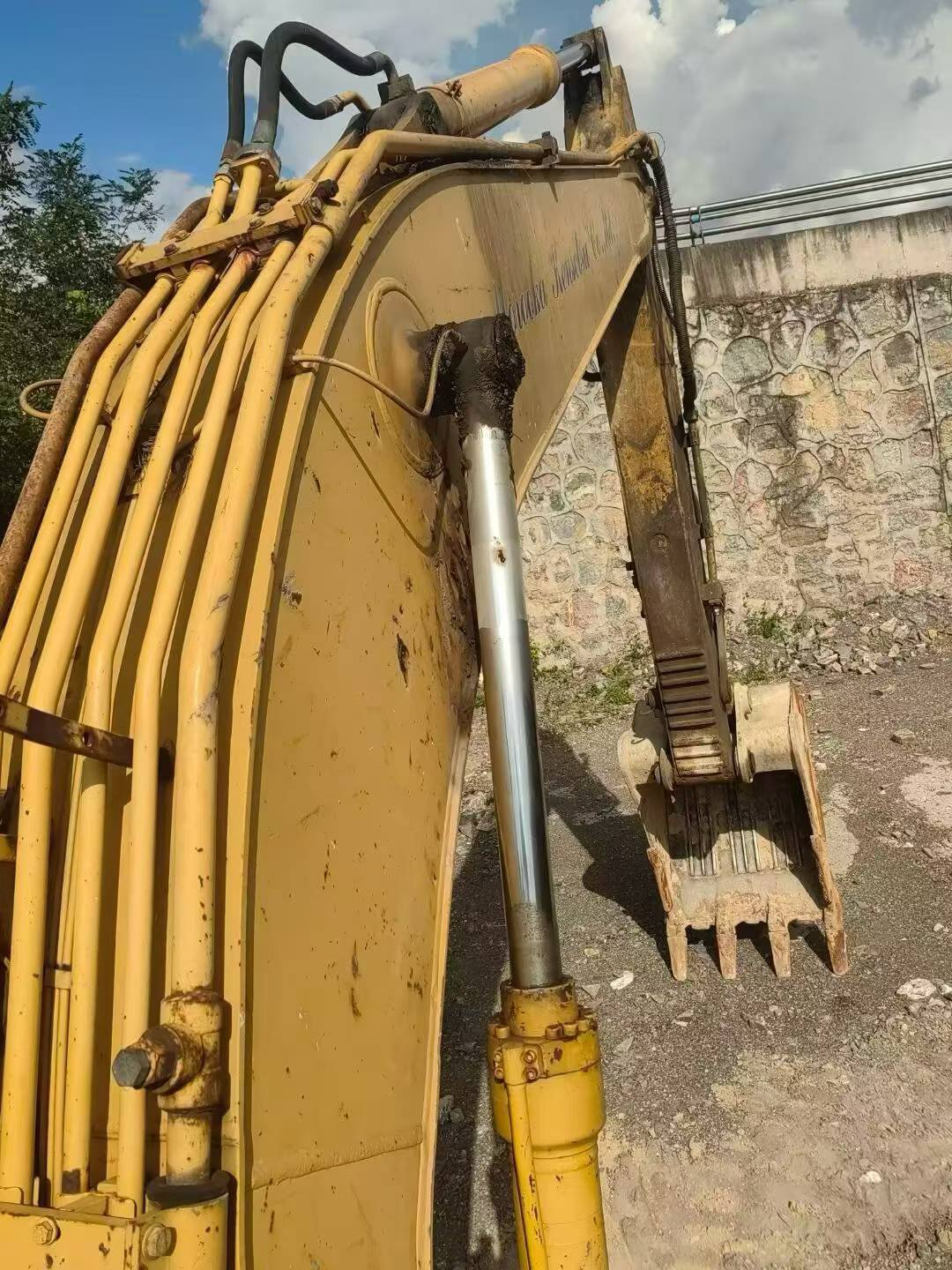 Buy Caterpillar 320D Used Excavator / 9 Buy Caterpillar 320D Used Excavator / 9