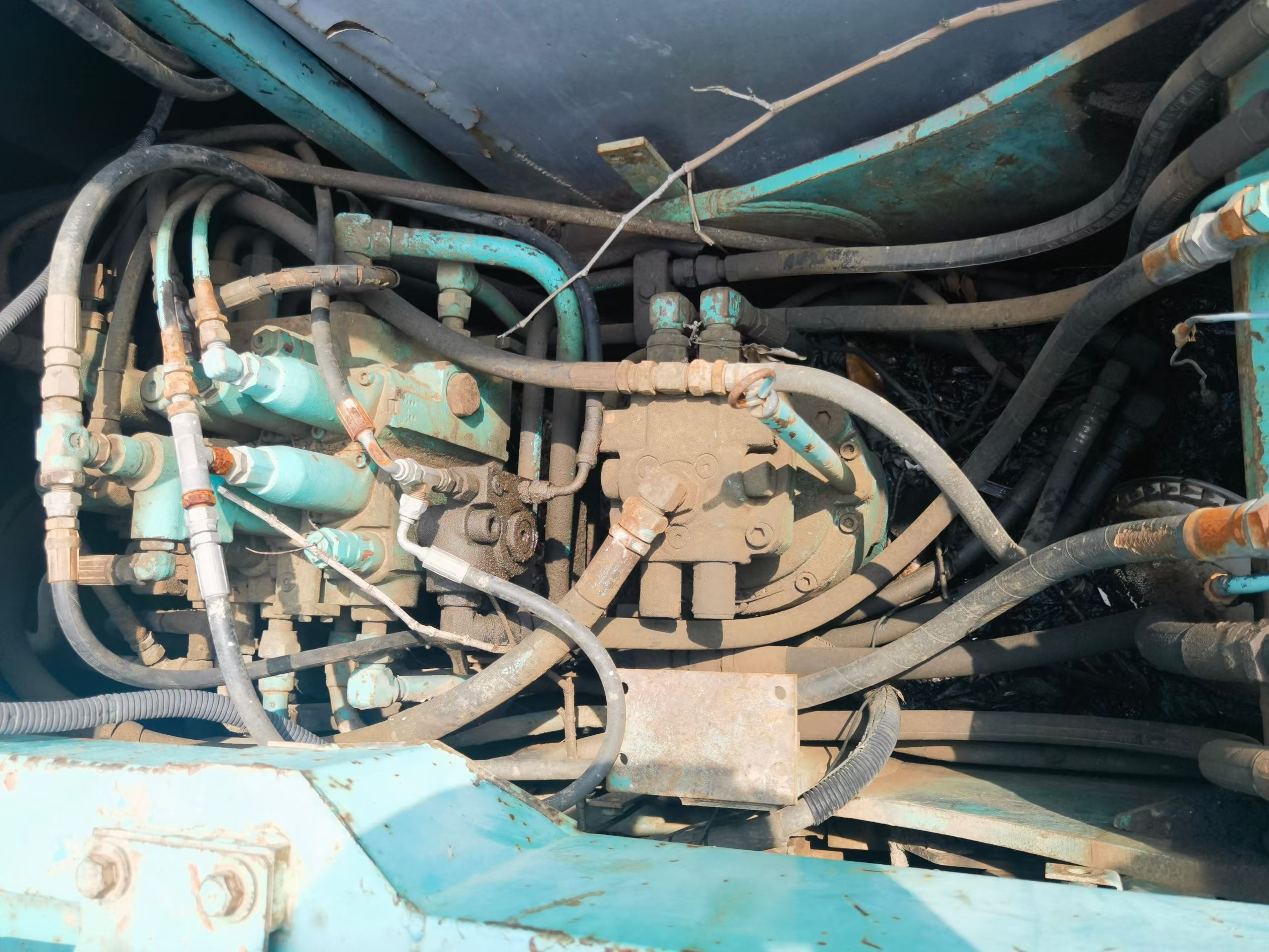 Buy Kobelco SK120 Used Excavator / 4 Buy Kobelco SK120 Used Excavator / 4