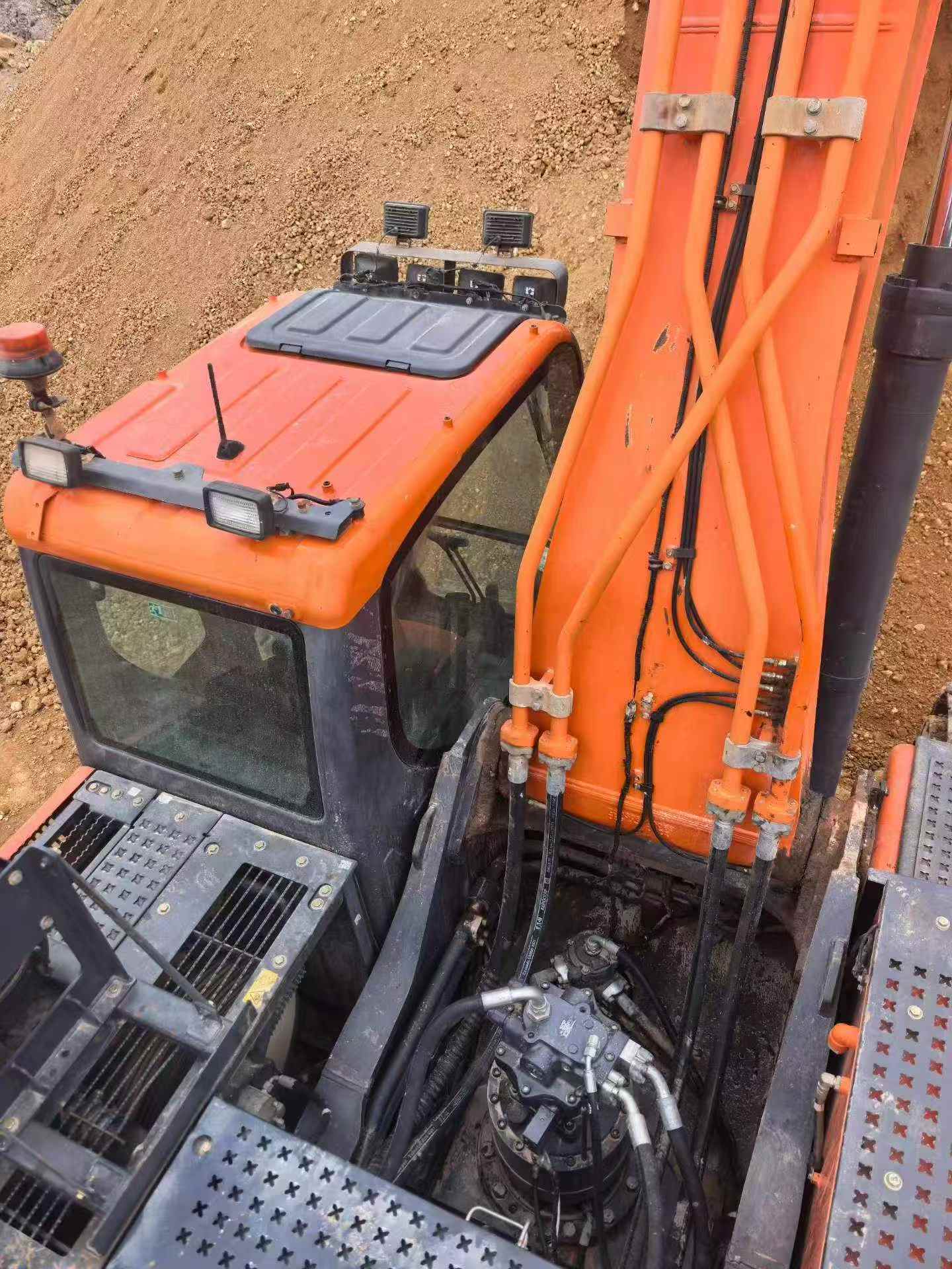 Buy Doosan DH420 Used Excavator / 6 Buy Doosan DH420 Used Excavator / 6