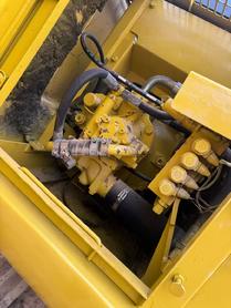 Buy Komatsu PC120-6 Used Excavator / 7 Buy Komatsu PC120-6 Used Excavator / 7