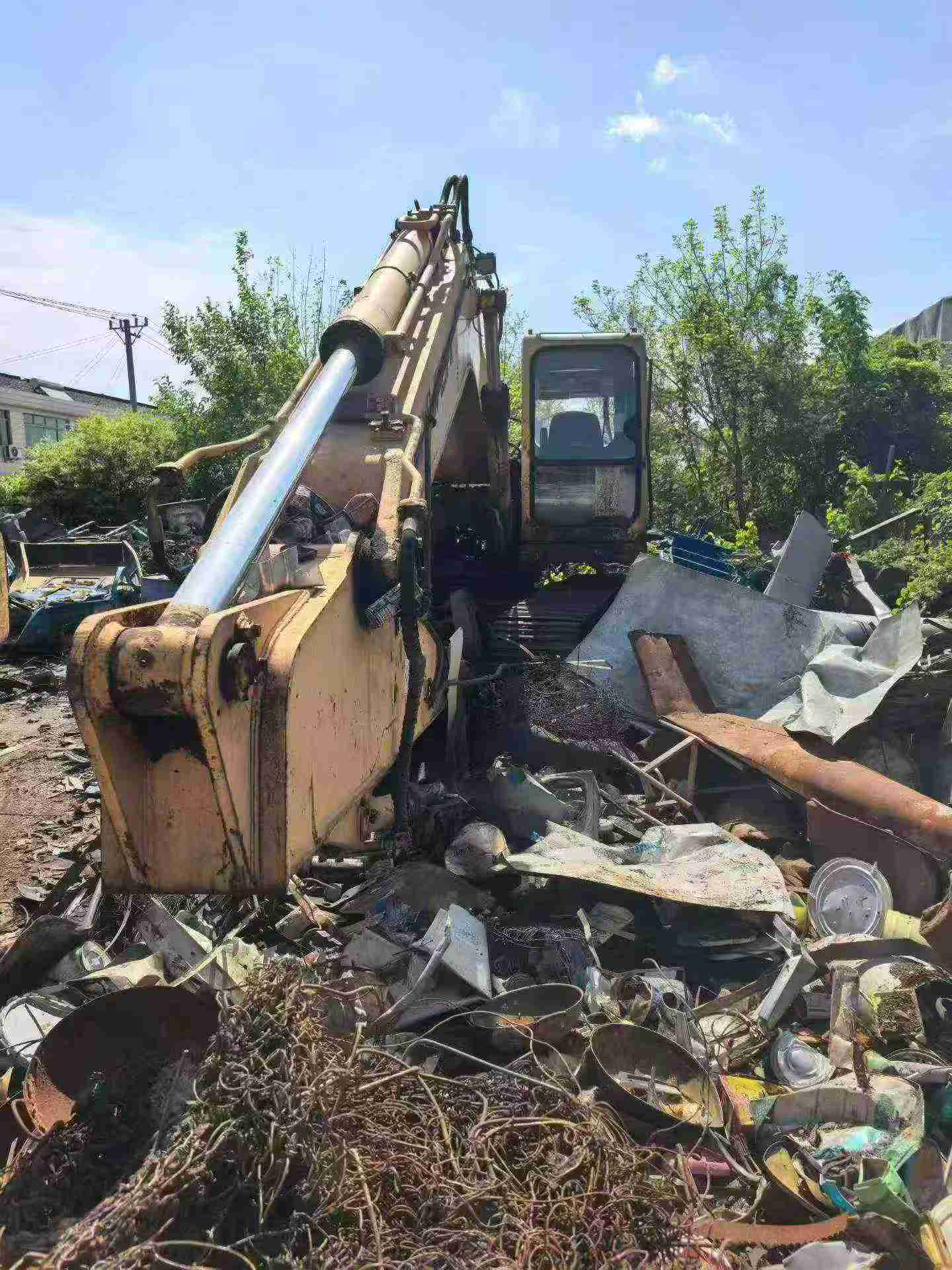 Buy Hyundai R210W Used Excavator / 5 Buy Hyundai R210W Used Excavator / 5