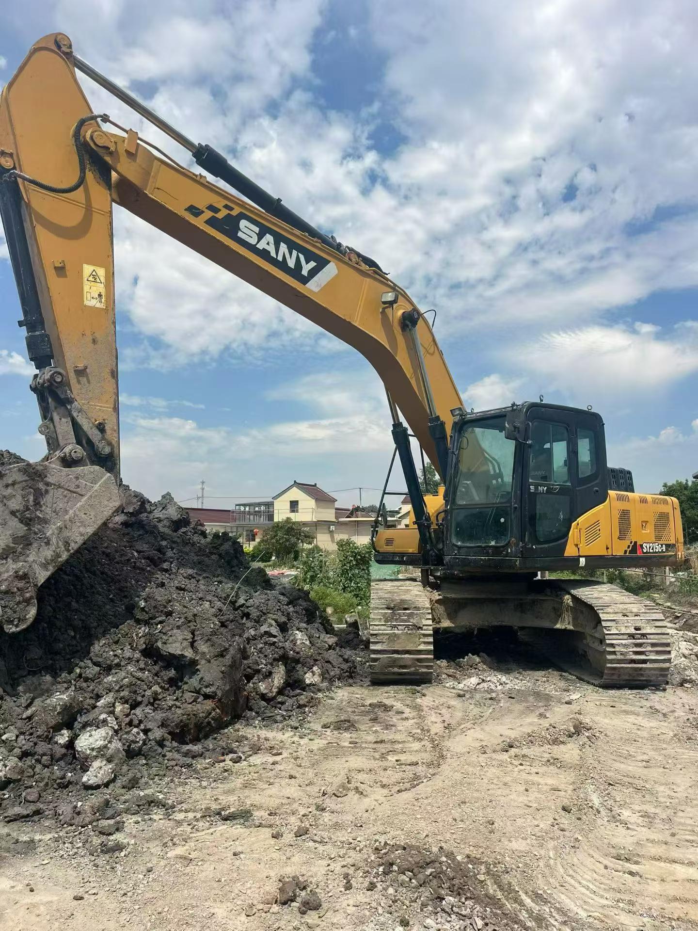 Buy Sany SY205C Used Excavator / 4 Buy Sany SY205C Used Excavator / 4