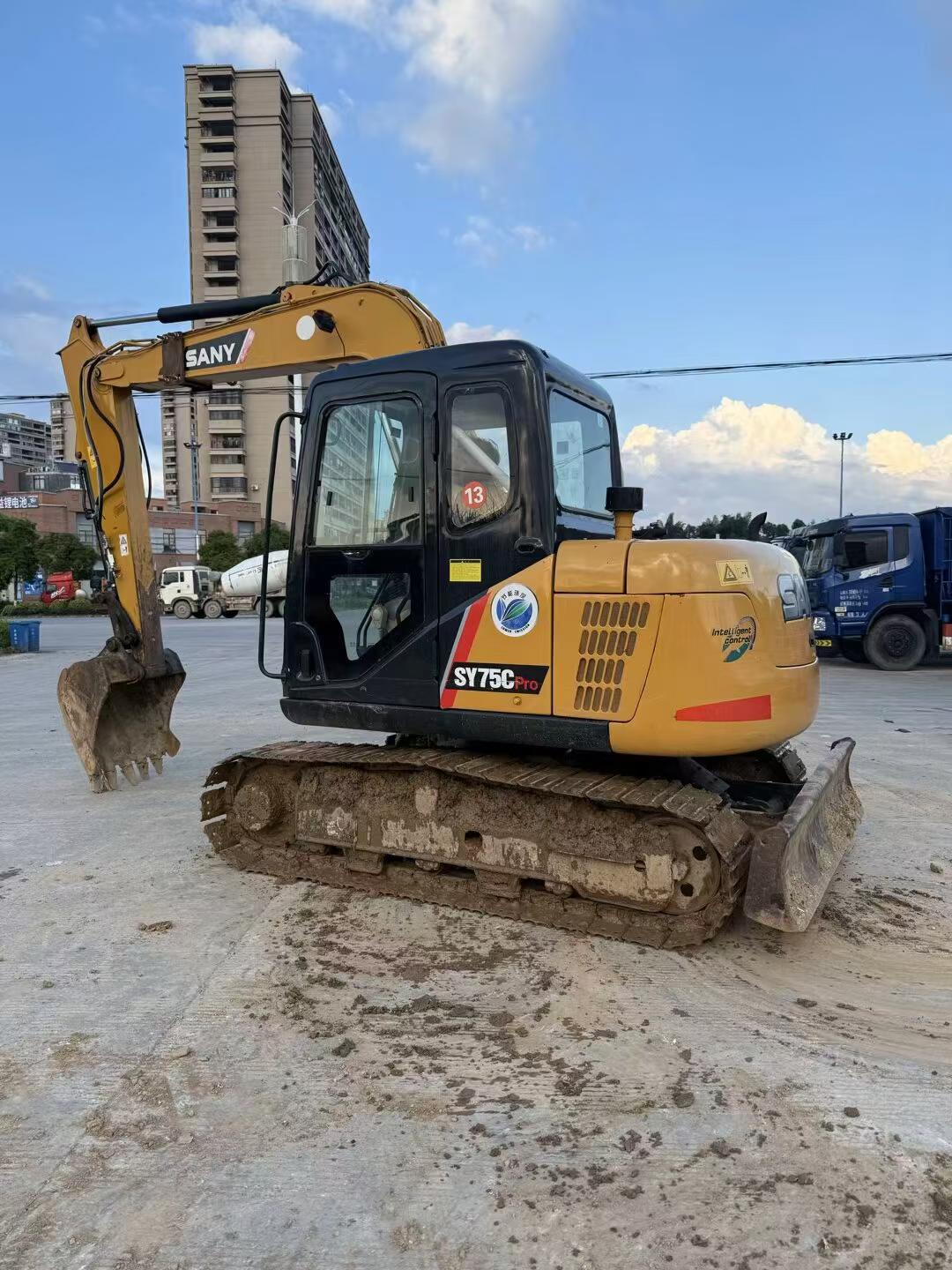 Buy Sany SY75 Used Excavator / 2 Buy Sany SY75 Used Excavator / 2