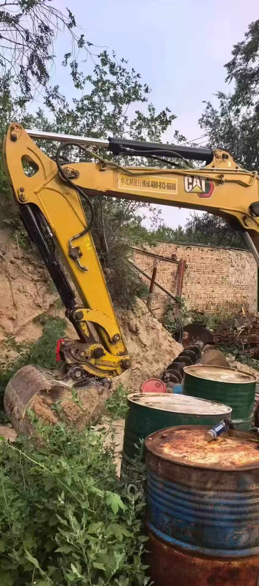 Buy Caterpillar 305.5 Used Excavator / 2 Buy Caterpillar 305.5 Used Excavator / 2