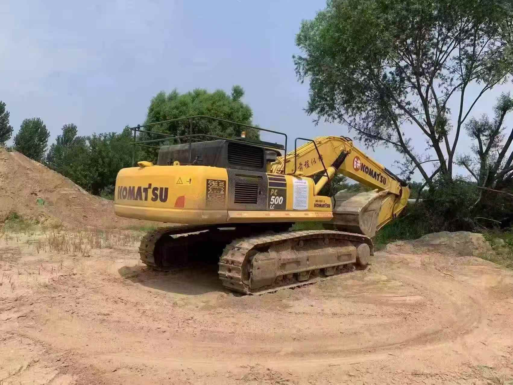 Buy Komatsu PC450-8 Used Excavator / 3 Buy Komatsu PC450-8 Used Excavator / 3