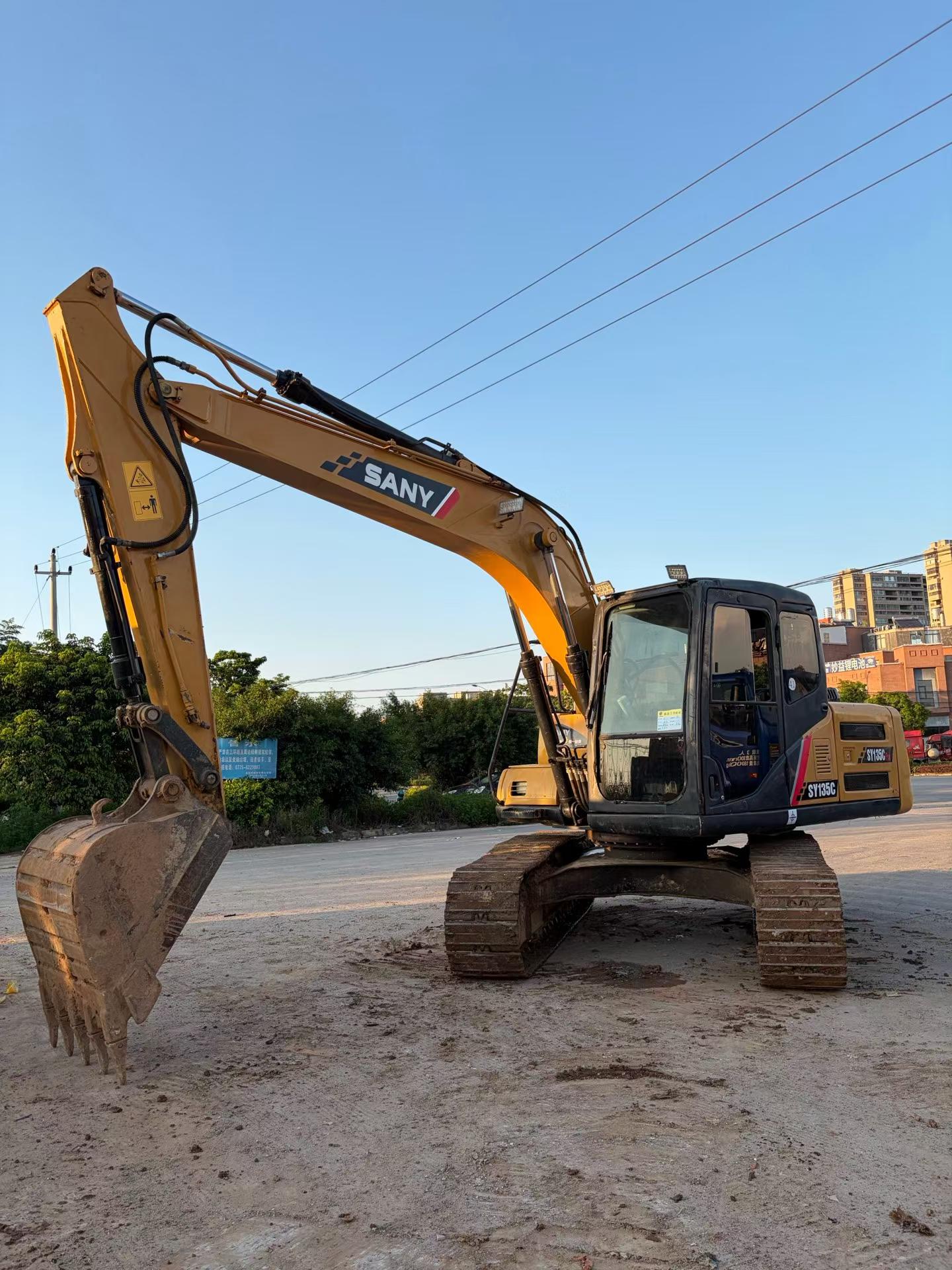Buy Sany SY135 Used Excavator / 3 Buy Sany SY135 Used Excavator / 3