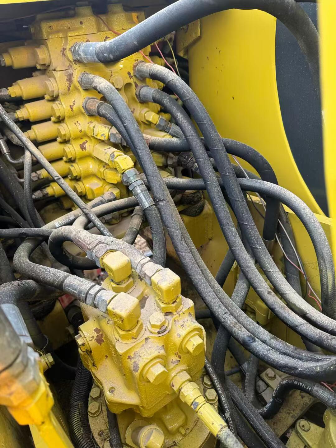 Buy Komatsu PC120-6 Used Excavator / 6 Buy Komatsu PC120-6 Used Excavator / 6