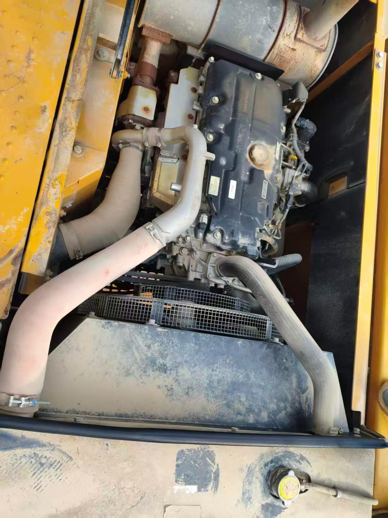 Buy Sany SY215C Used Excavator / 6 Buy Sany SY215C Used Excavator / 6