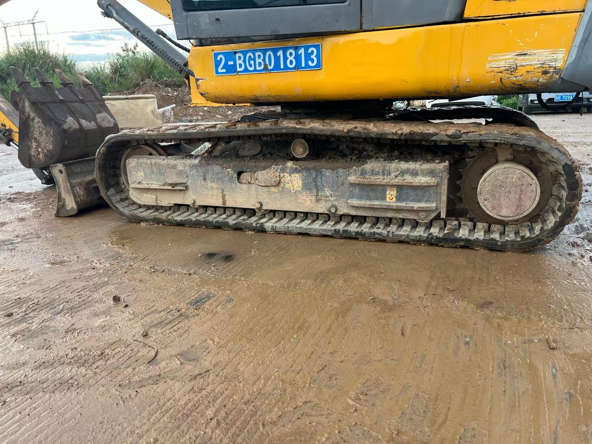 Buy XCMG XE40 Used Excavator / 4 Buy XCMG XE40 Used Excavator / 4