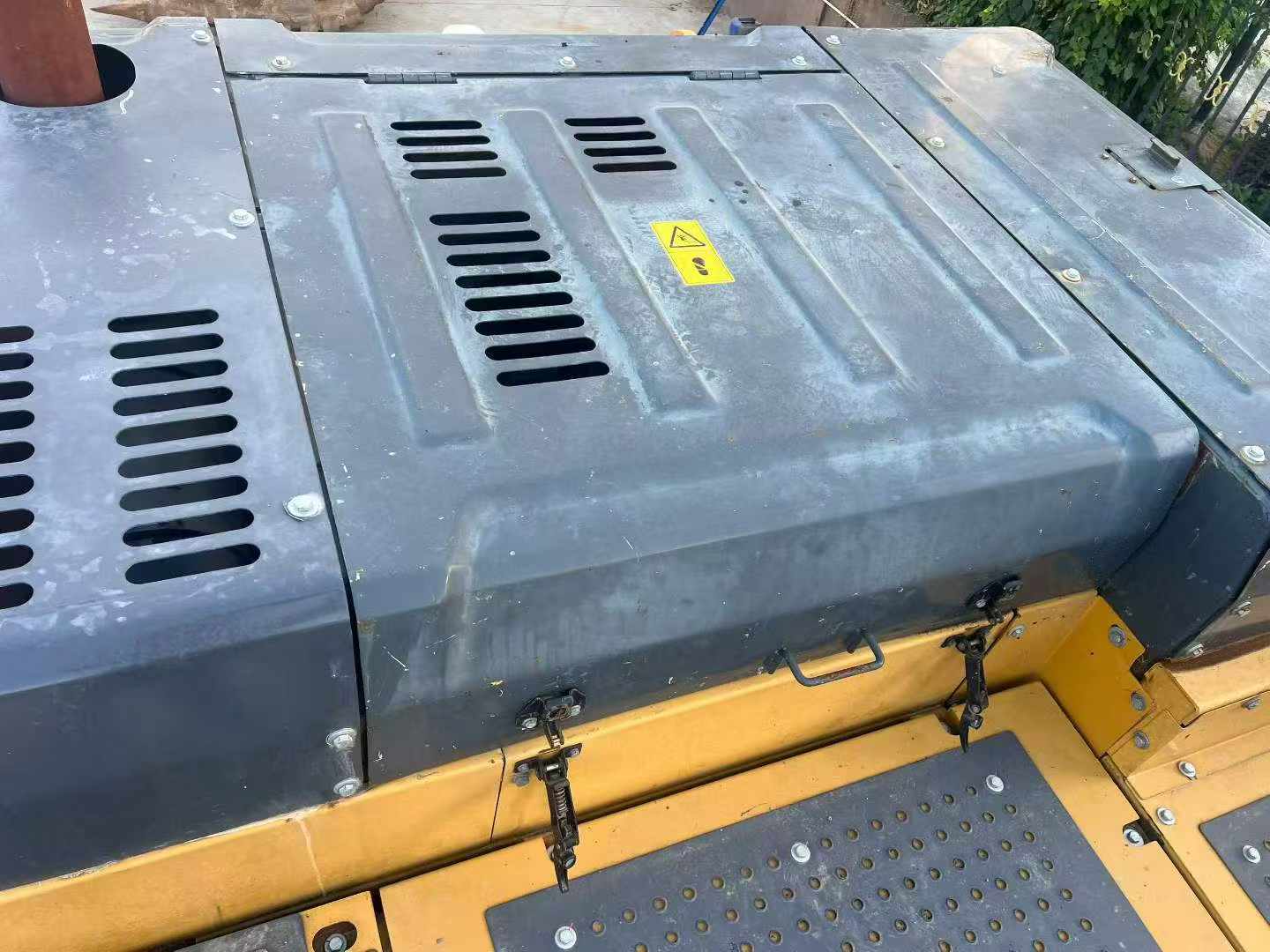 Buy XCMG LW600E Used Loader / 3 Buy XCMG LW600E Used Loader / 3