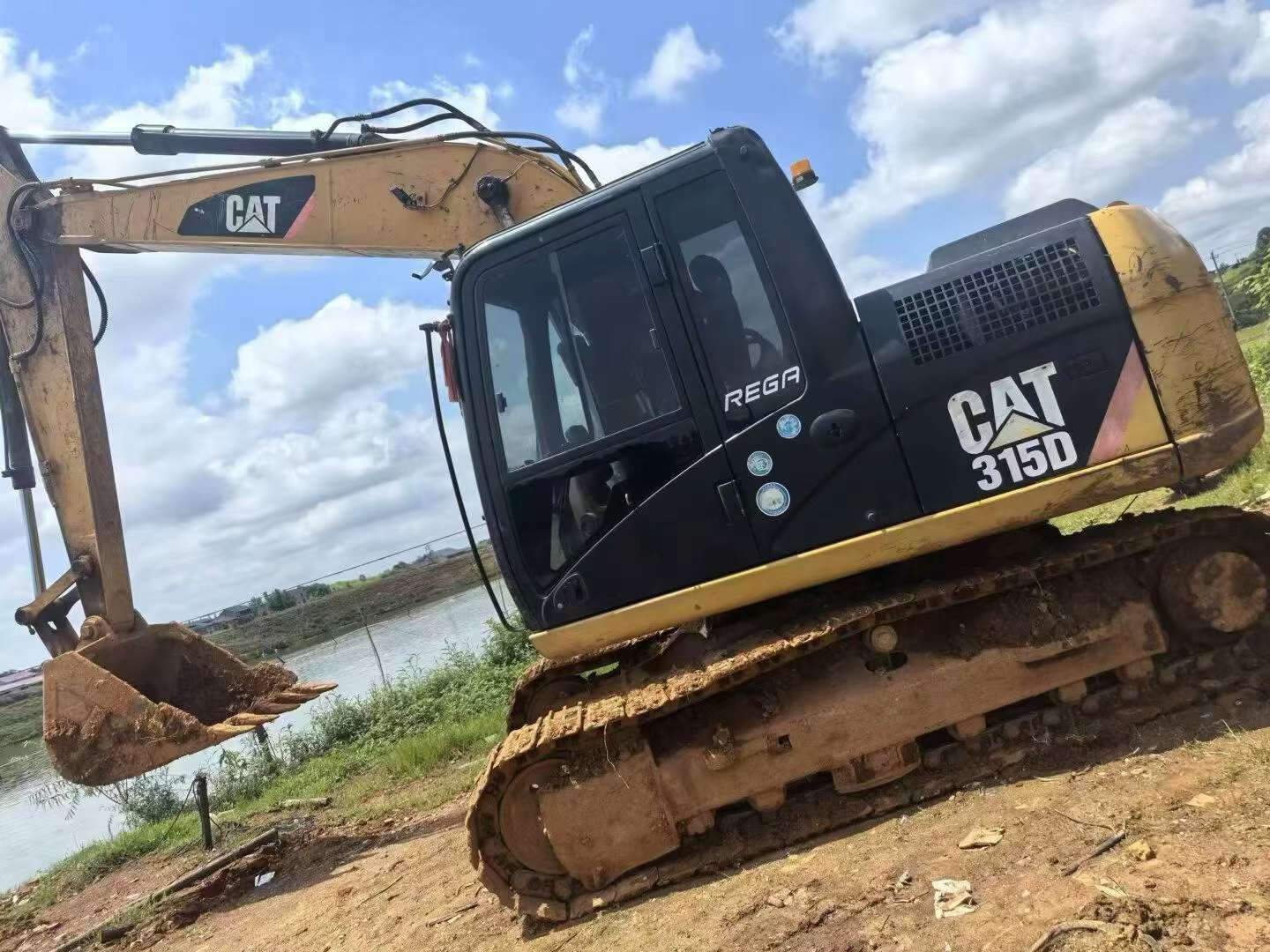 Buy Caterpillar 312D Used Excavator / 9