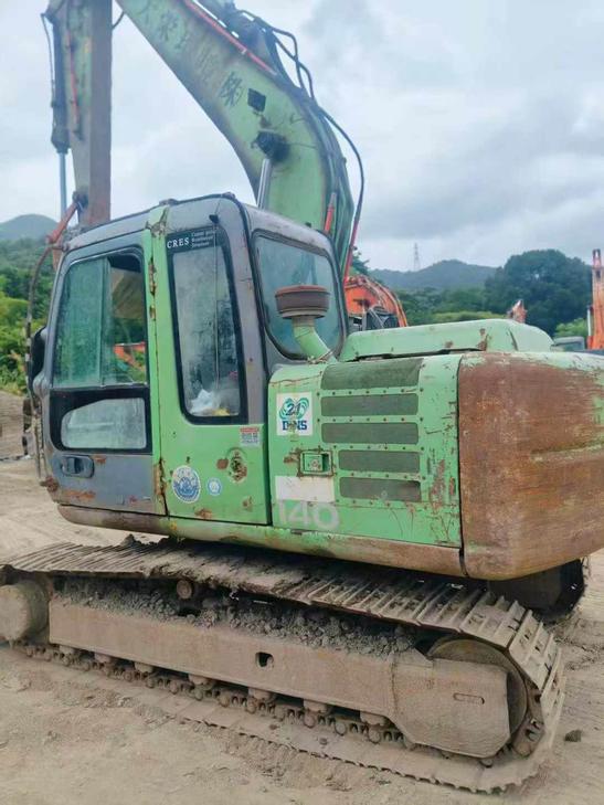 Buy Hitachi EX120-6 Used Excavator / 1