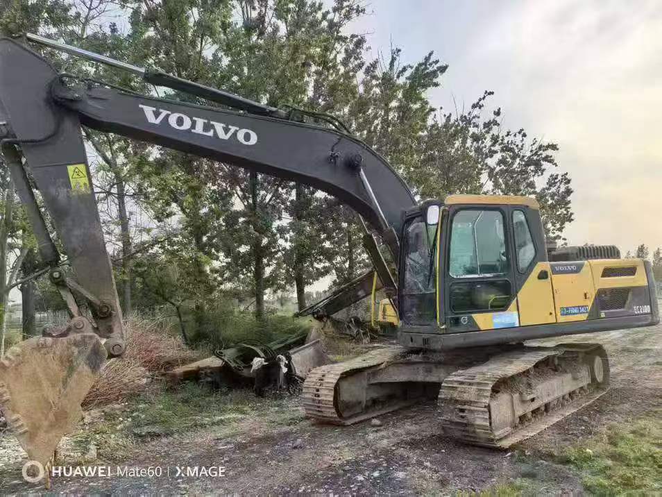 Buy Volvo EC210B Used Excavator / 6