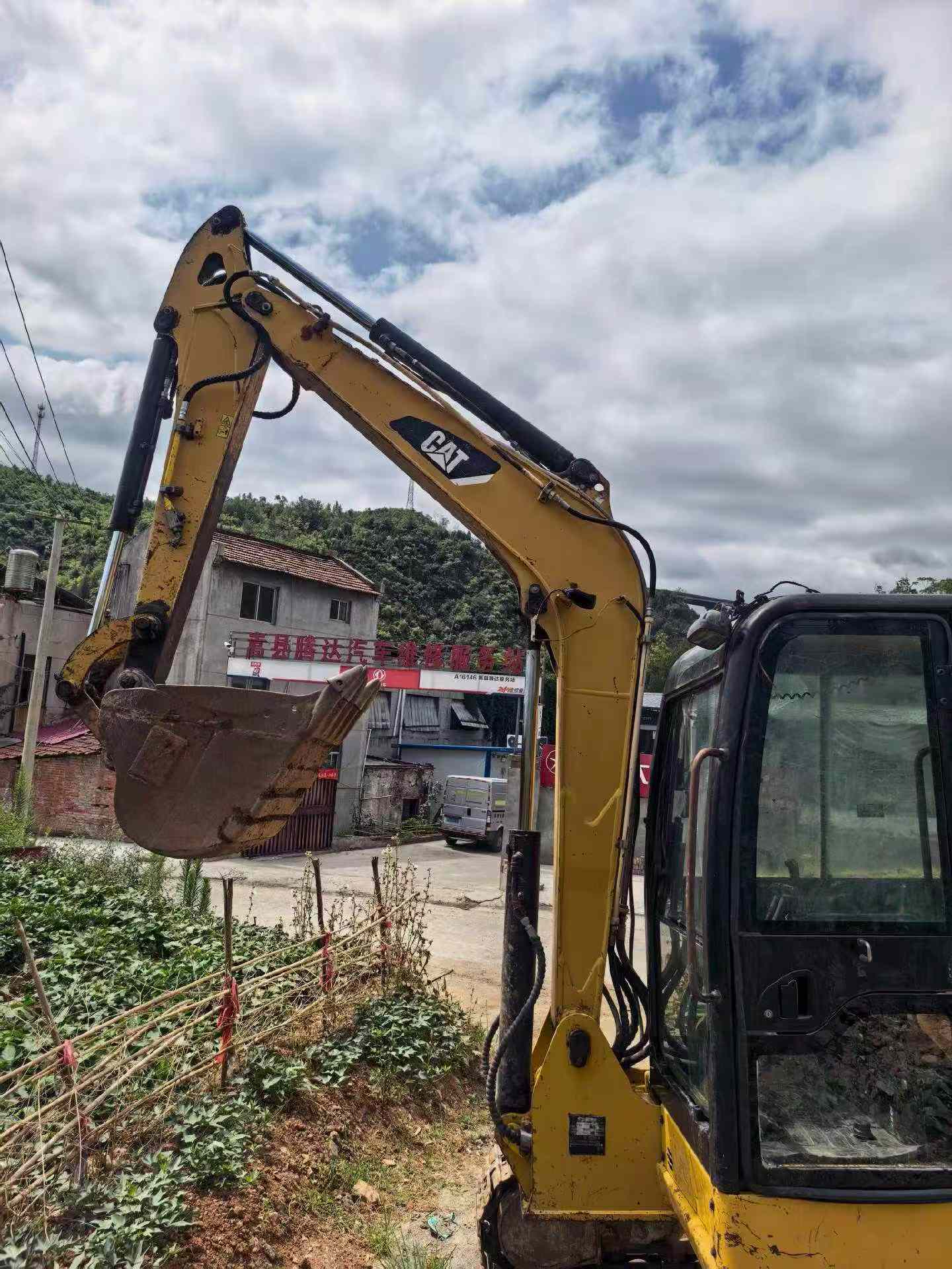 Buy Caterpillar 306D Used Excavator / 4