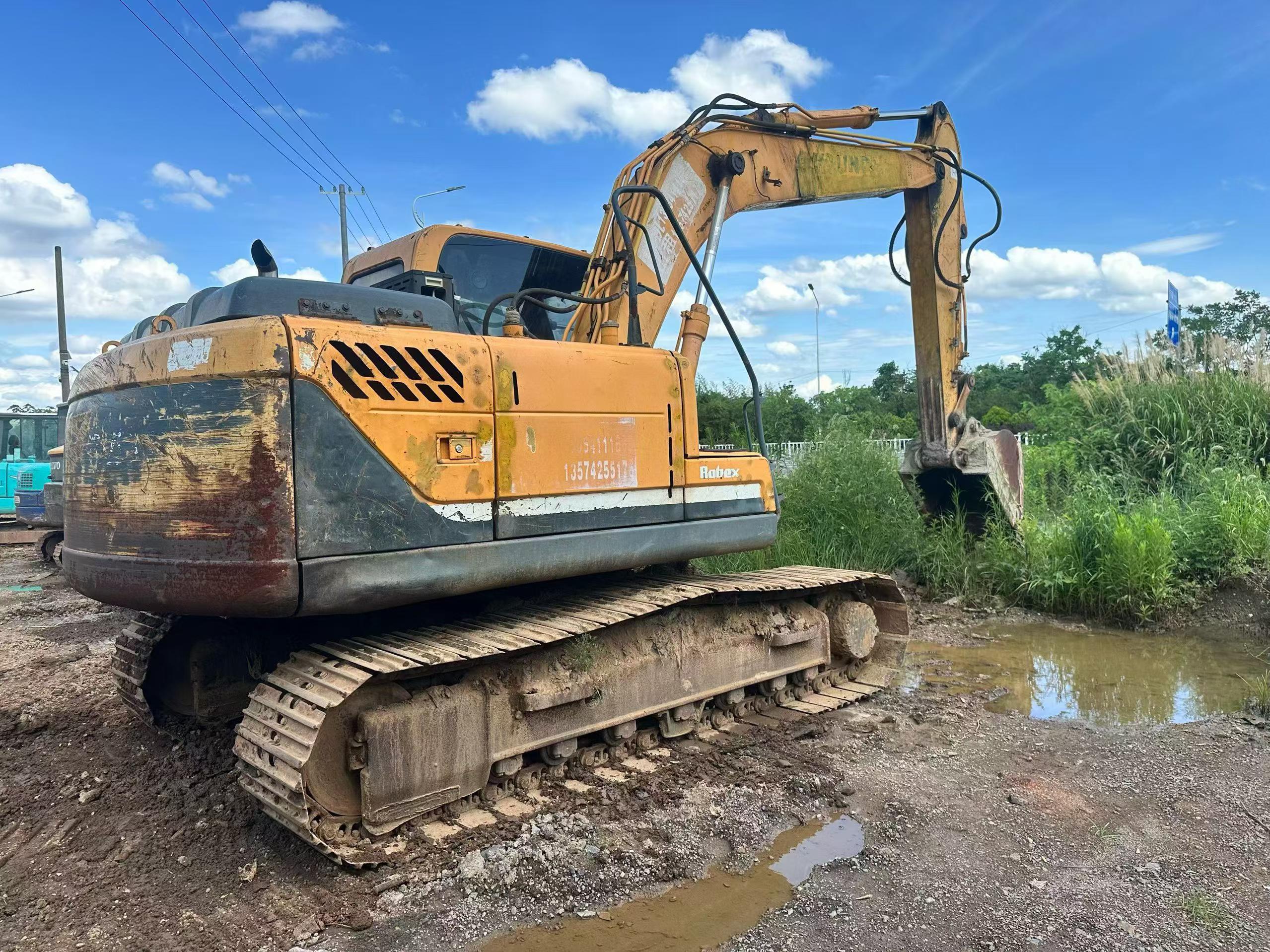 Buy Hyundai R150-7 Used Excavator / 4 Buy Hyundai R150-7 Used Excavator / 4