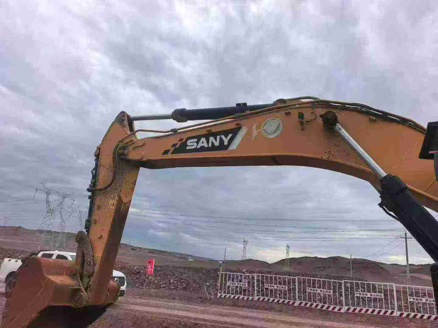 Buy Sany SY485C Used Excavator / 2 Buy Sany SY485C Used Excavator / 2
