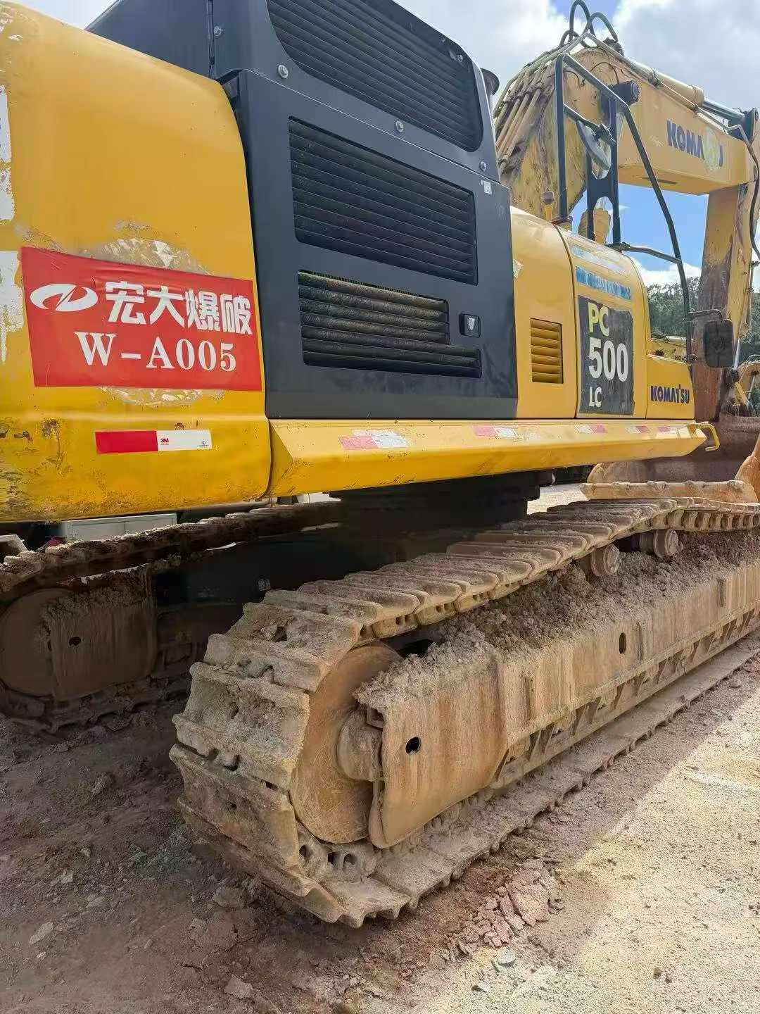 Buy Komatsu WA500-3 Used Excavator / 4 Buy Komatsu WA500-3 Used Excavator / 4