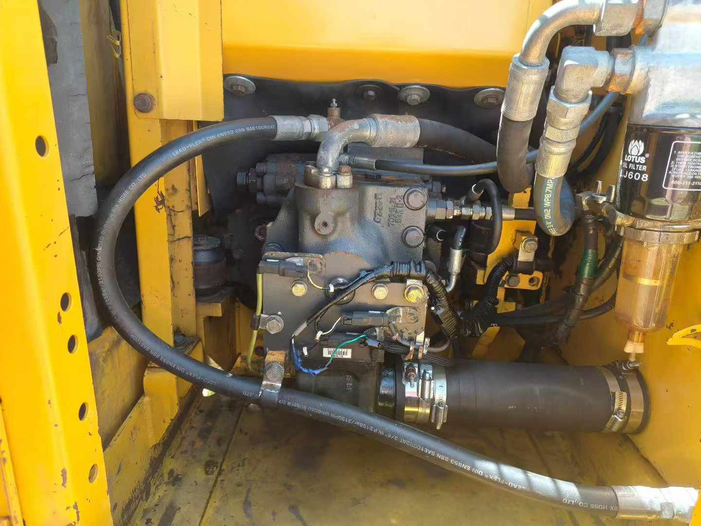 Buy Komatsu PC130-7 Used Excavator / 5