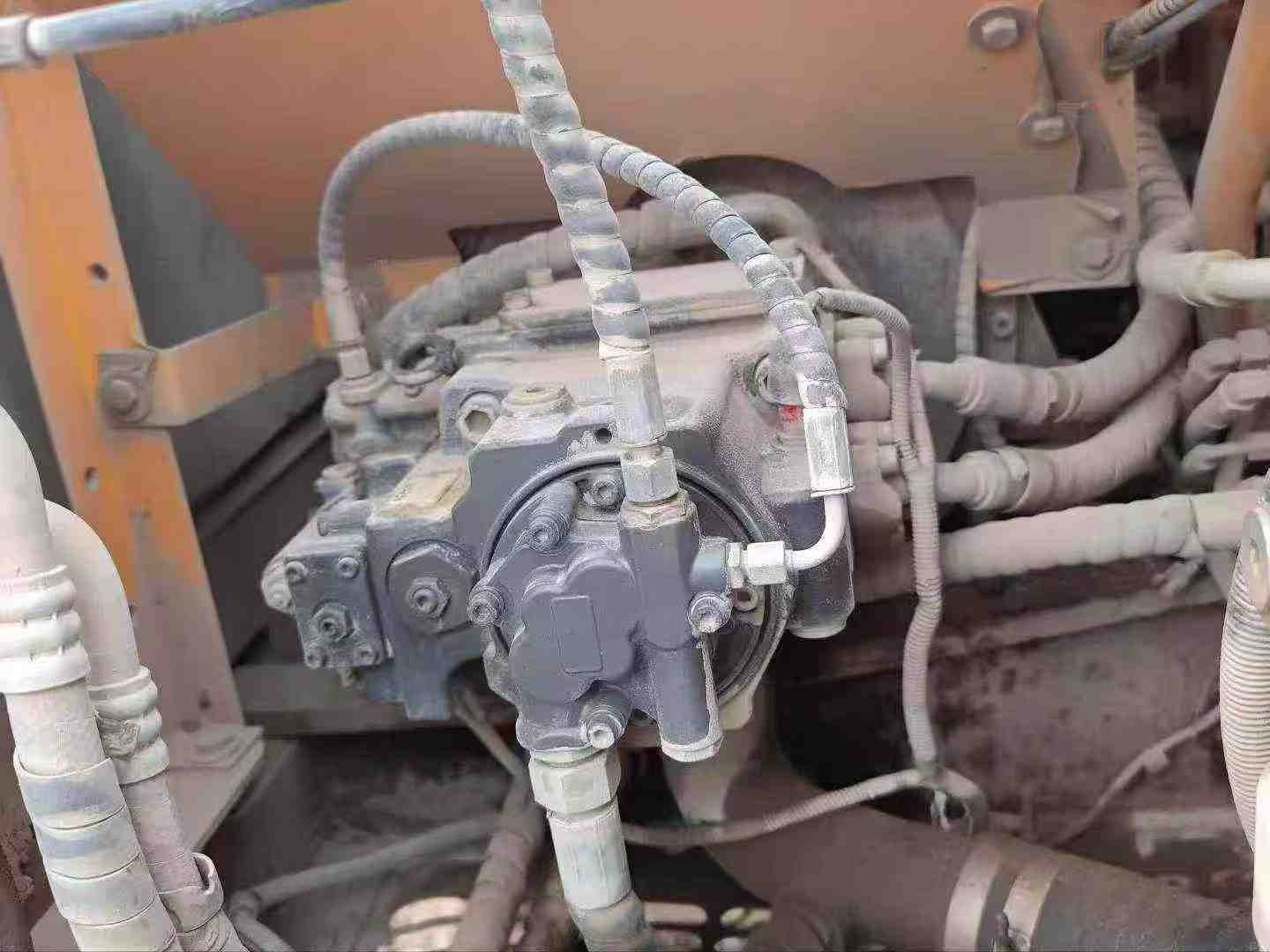 Buy Sany SY135 Used Excavator / 9 Buy Sany SY135 Used Excavator / 9
