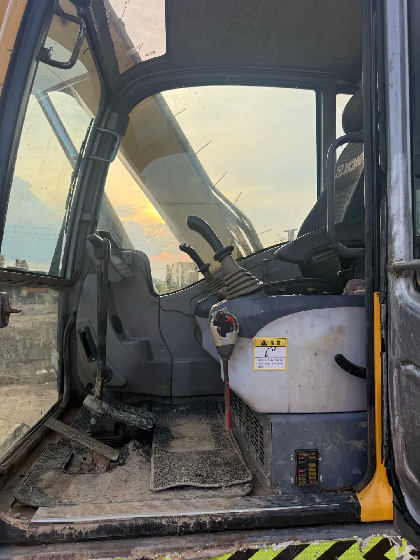 Buy XCMG XE85C Used Excavator / 8 Buy XCMG XE85C Used Excavator / 8