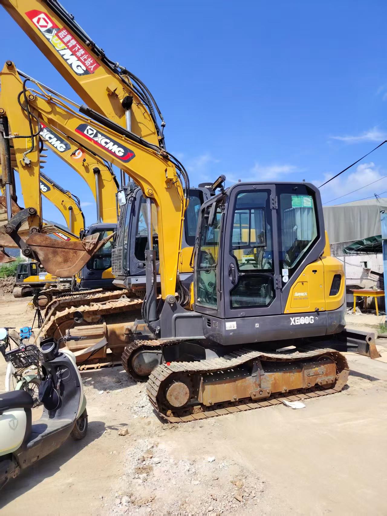Buy XCMG XE60 Used Excavator / 2 Buy XCMG XE60 Used Excavator / 2