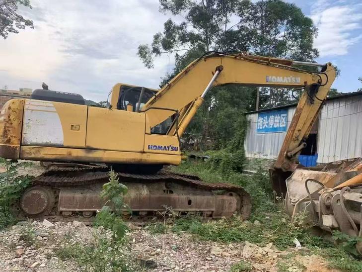 Buy Komatsu PC210-8 Used Excavator / 1