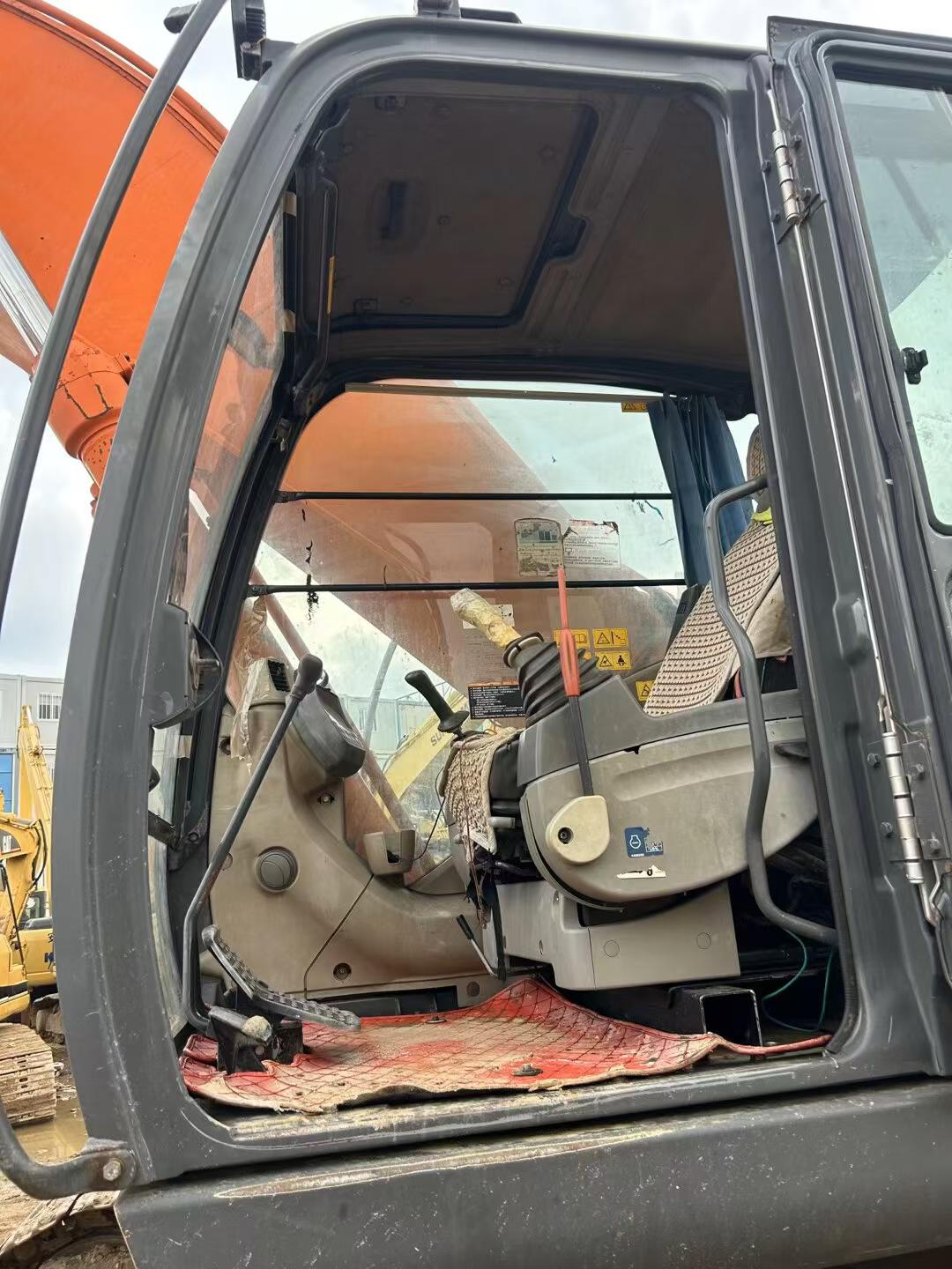 Buy Hitachi EX350H-5 Used Excavator / 4 Buy Hitachi EX350H-5 Used Excavator / 4